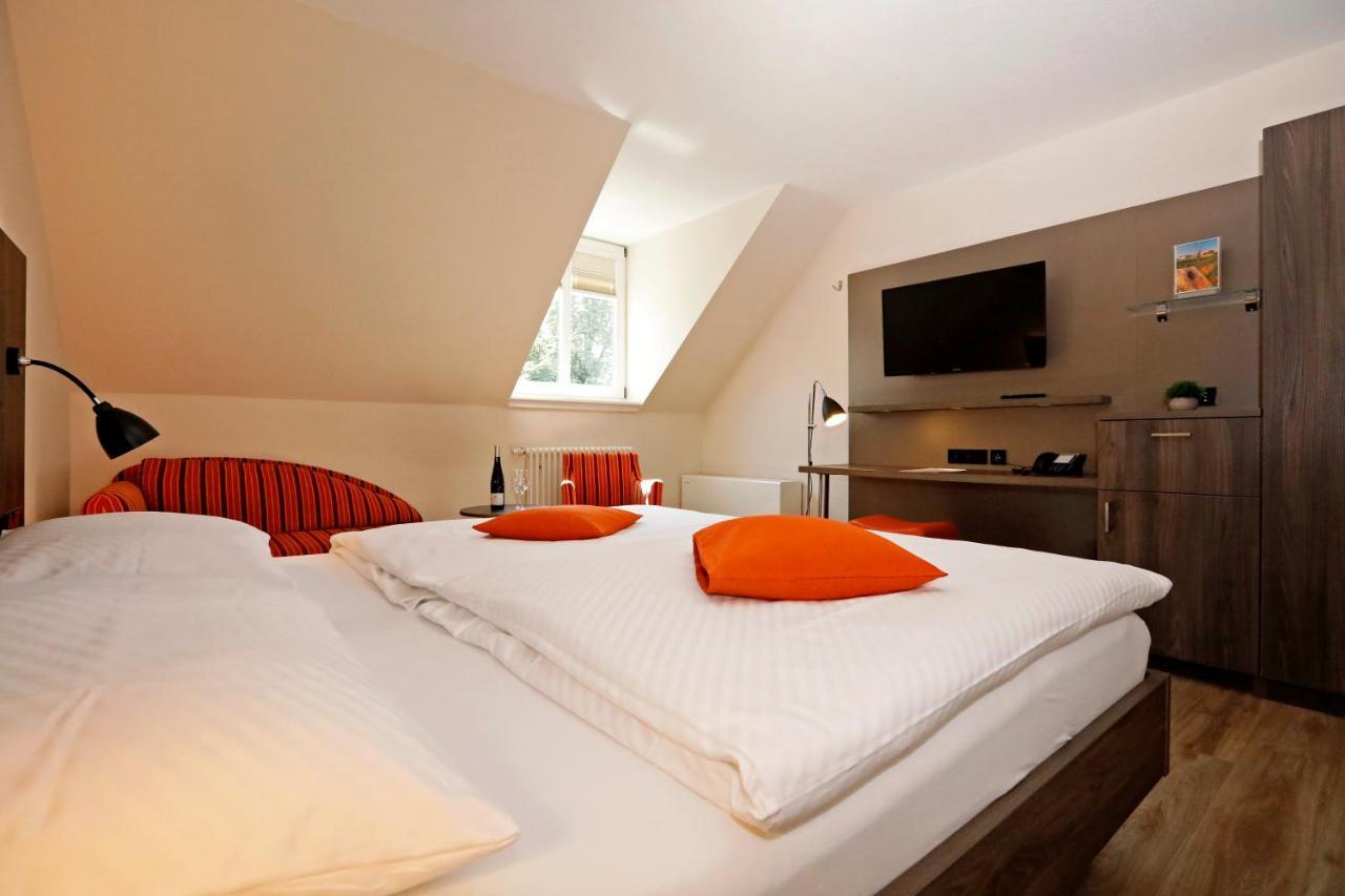 Landhotel Altes Wasserwerk Gbr Freinsheim Luaran gambar